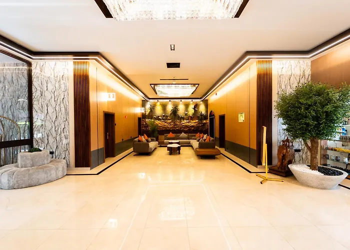 Luchthavenhotel: Grand Astoria Hotel