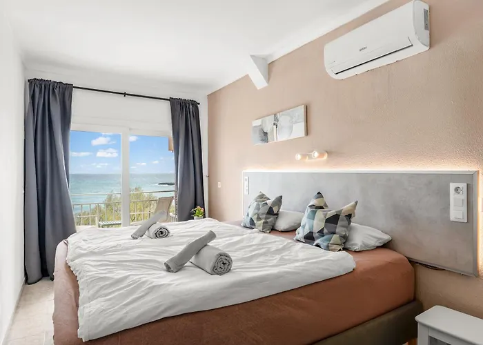 Hotel cerca del colegio: Amena Mar Hotel