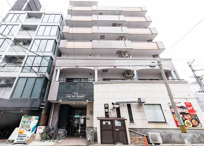 Apartments Grande Famille Shimanouchi Dotonbori Condo