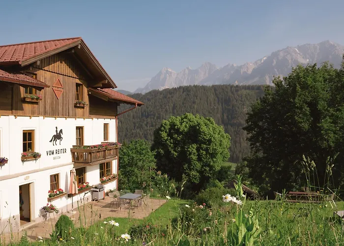 VOM REITER, Ferienwohnung Am Bauernhof Mit Bergblick Und Privater Infrarotkabine, Inklusive Sommercard