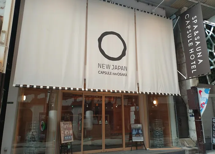 Hotel with pool: Capsule Inn Osaka