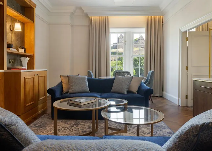 Hotel suites Caledonian Edinburgh, Curio Collection By Hilton