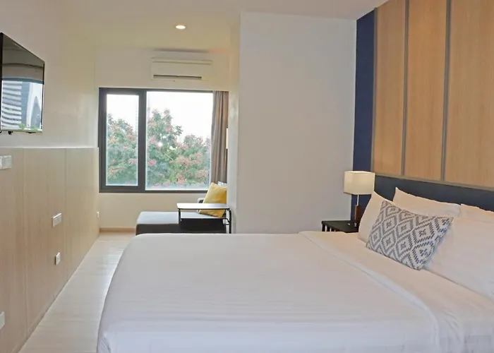 Residence On Thonglor By Uhg