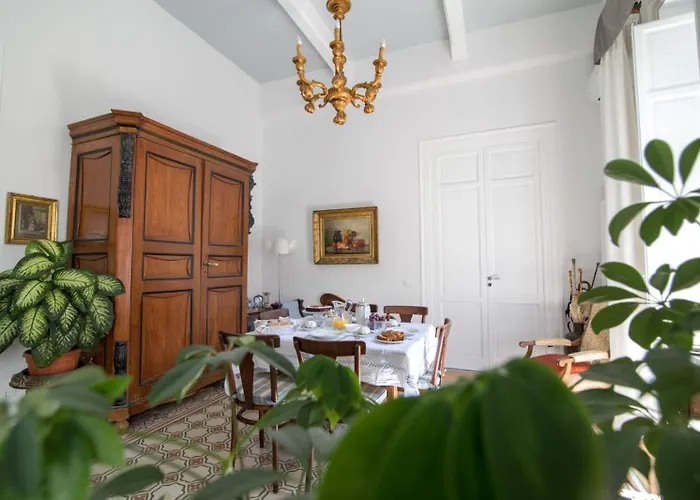 Hotel cerca del colegio: Arte Bianca