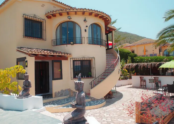 Hotel met zwembad: Little Bali Javea
