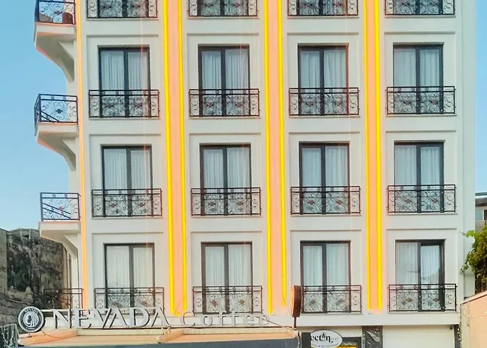 Cetin Port Hotel