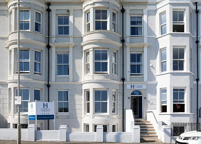 Romantic hotel: The Clarence Gardens Hotel, BW Signature Collection