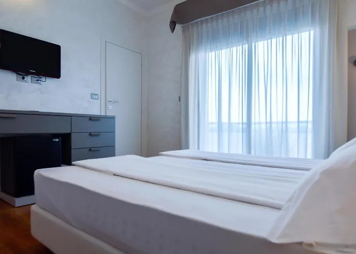 Hotel Am Grand Esplanada