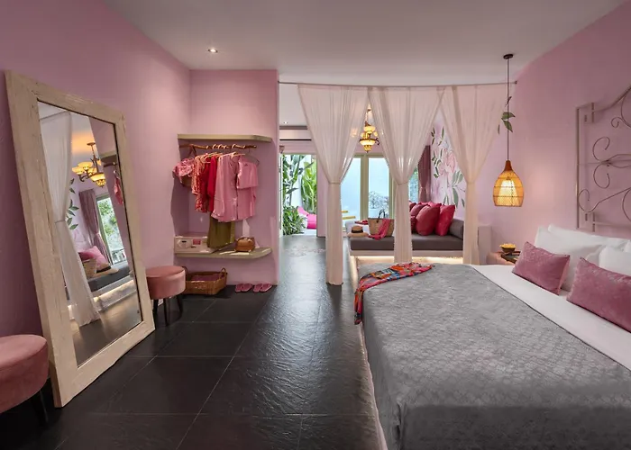 Hotel with view: Pinkcoco Uluwatu - Constant Surprises & For Cool Adults Only