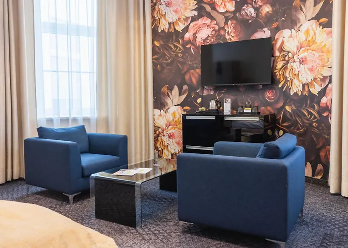 Hilight Suites Hotel