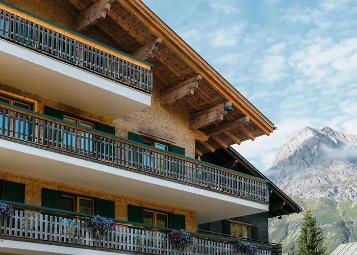 Anthony'S Alpin Garni