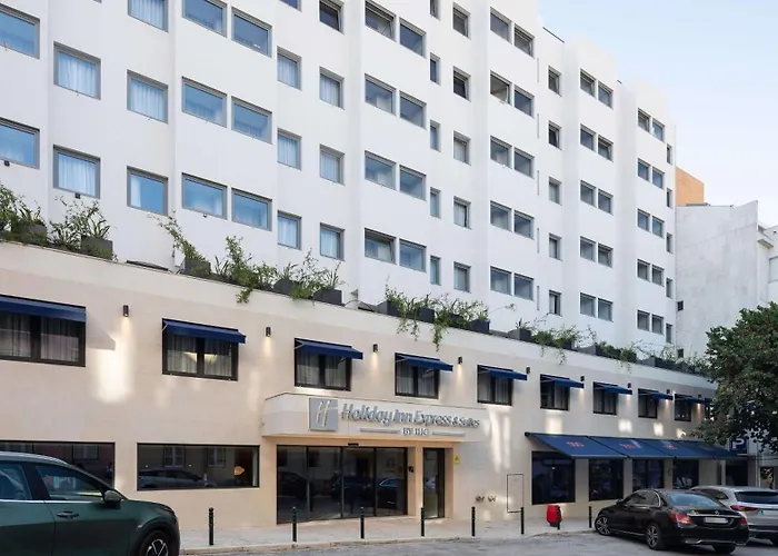 Holiday Inn Express & Suites - Principe Real By Ihg