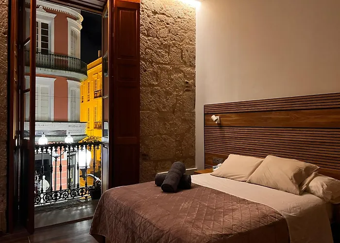 Triana Rooms EH