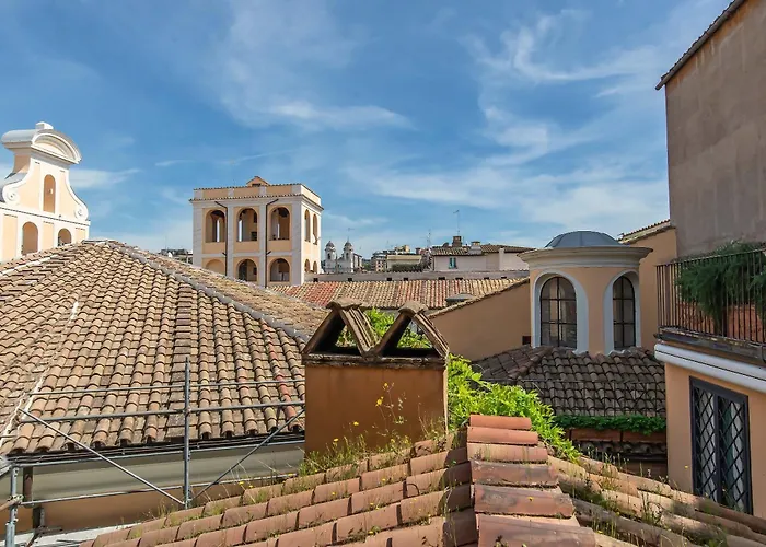 Palazzo Goldoni Condotti Collection
