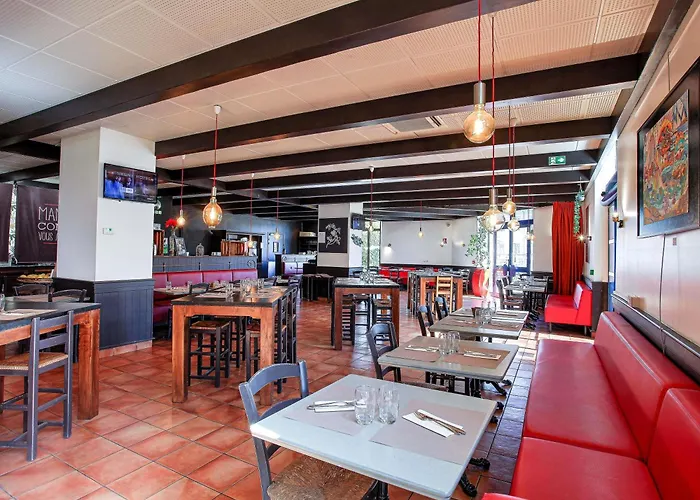 Hotel with view: Ibis Marseille Centre Gare Saint Charles