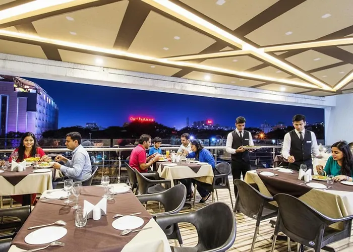 Fabhotel Prime Avenue