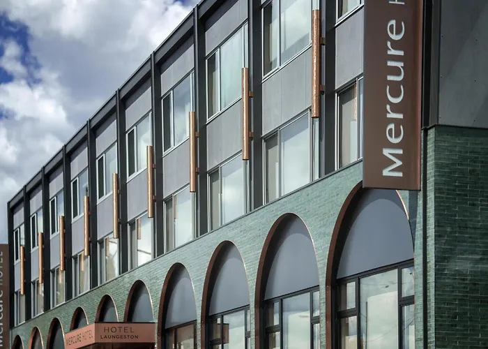 Hotel near College: Mercure Launceston