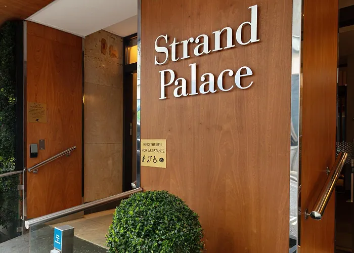 Hôtel accueillant les animaux: Strand Palace