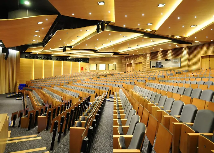 Hotel with view: Beatriz Toledo Auditorium & Spa