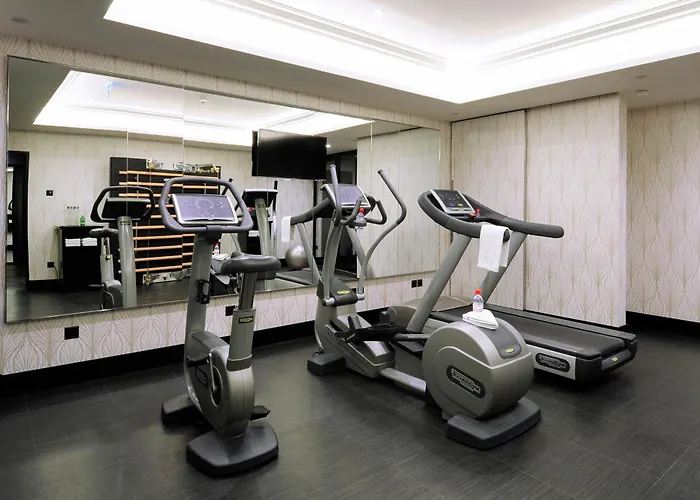 Airport Hotel: Hotel Tiffany By Fassbind