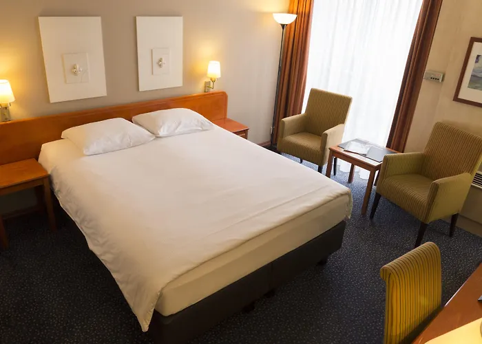 4 sterren hotel: Van der Valk Hotel Antwerpen