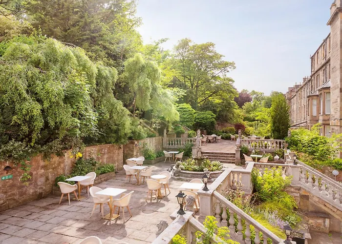 Pet Friendly hotel: Voco Edinburgh - Royal Terrace By Ihg