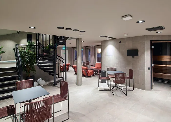  Scandic Grand
