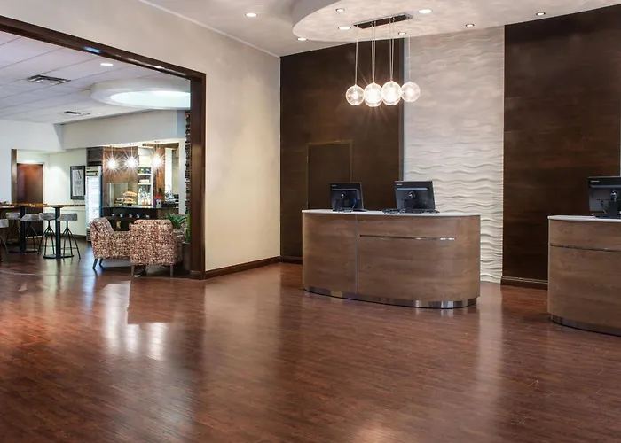 Hotels with pool Sheraton Oklahoma City Downtown