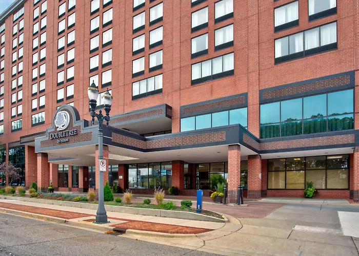 Boutique hotel only: Doubletree By Hilton Lansing