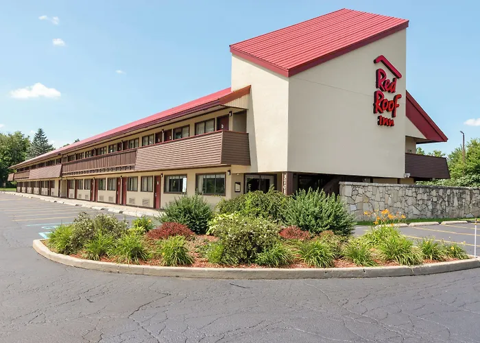 Dog friendly hotels Red Roof Kalamazoo East - Expo Center