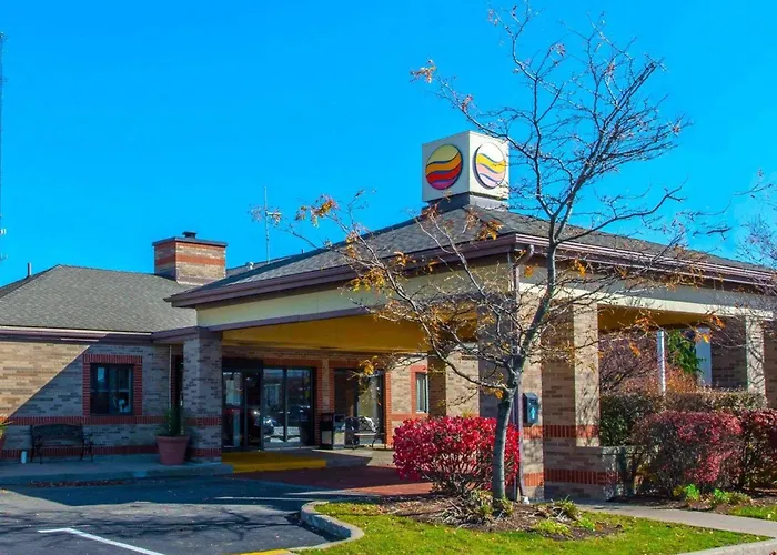 Resort: Comfort Inn & Suites Erie - Splash Lagoon Indoor Waterpark