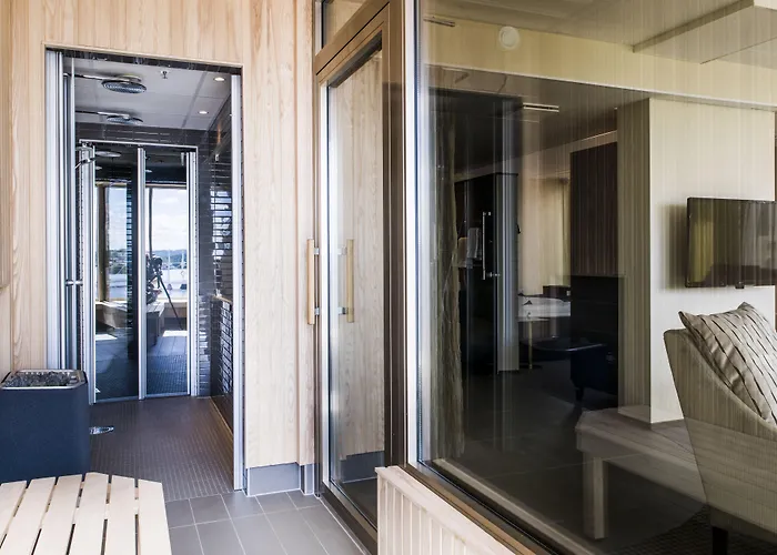 Best Western Plus John Bauer Hotel