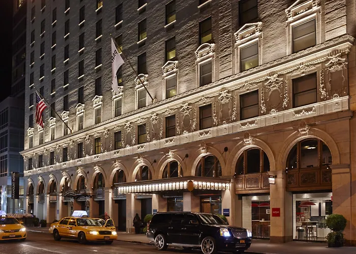 4 star hotel: Paramount Times Square - A Generator Hotel