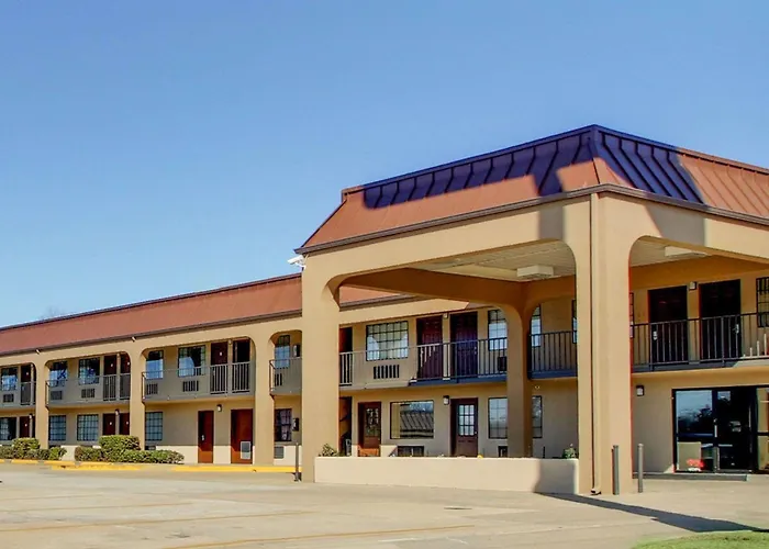 Motel: Econo Lodge Vicksburg