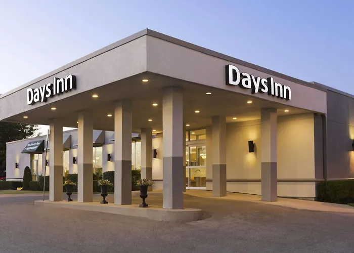 Days Inn By Wyndham London