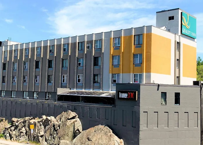Hotel: Quality Inn & Conference Centre Downtown Sudbury