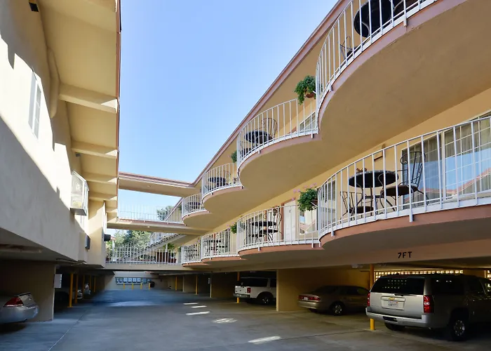 3 star hotel: Best Western Plus Riviera