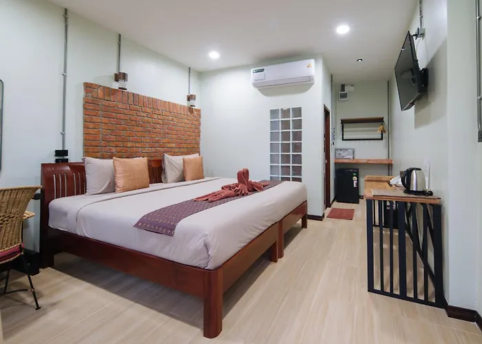 Pongphen Guesthouse - Sha Plus Certified