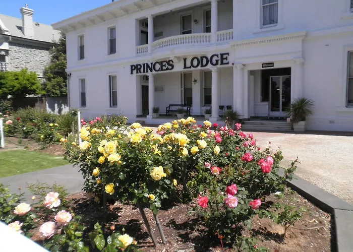 Princes Lodge Motel