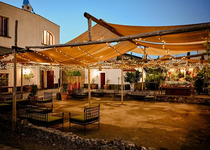 Albergo centrale: Resort & Winery Bosco De Medici