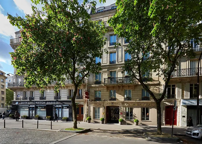 Luxury hotel only: Hotel Relais Saint Jacques Paris