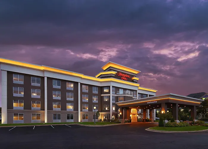 3 star hotels Hampton Inn Holland