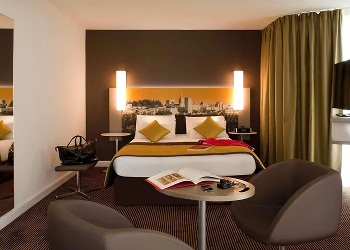  Mercure Avignon Centre Palais Des Papes