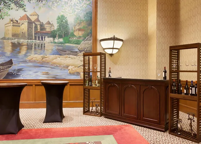 Chateau On The Lake Resort Spa And Convention Center