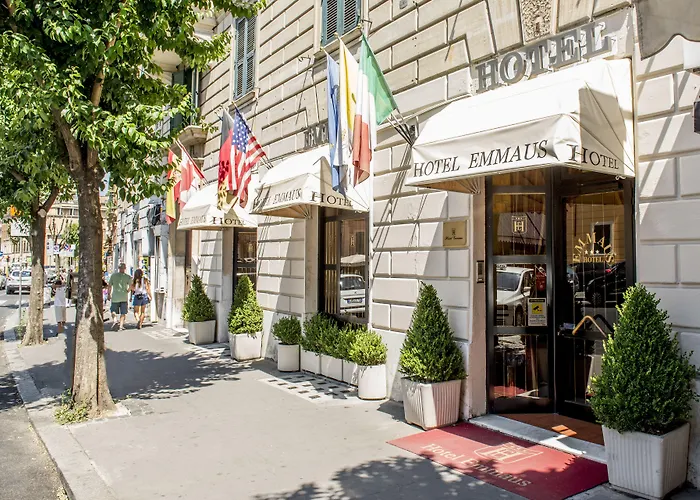 Hotel de 3 estrellas: Hotel Emmaus