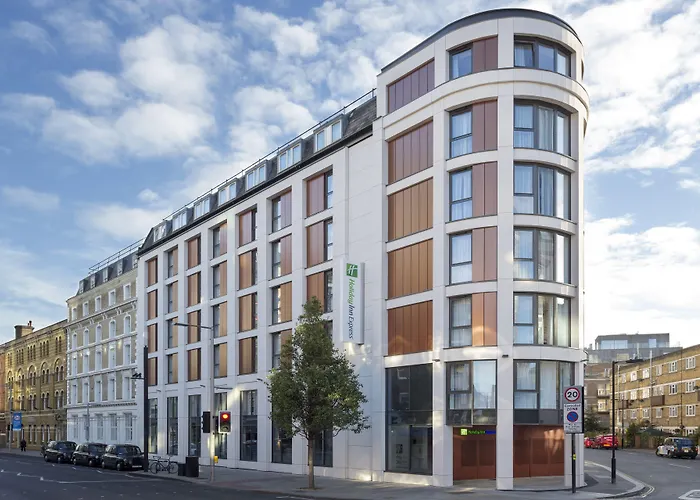  Holiday Inn Express Southwark By Ihg