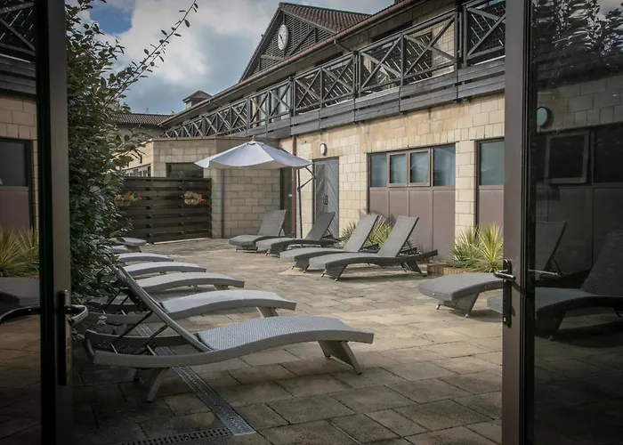 Hampshire Court Hotel & Spa