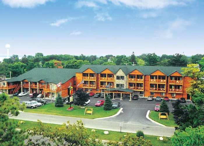 Motel: Super 8 By Wyndham Bridgeview Of Mackinaw City