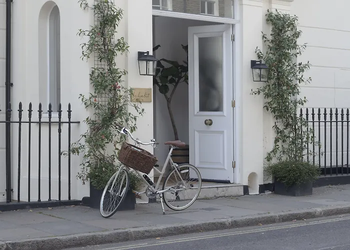 Hotel pres du College: Inhabit Southwick Street, A Member Of Design Hotels
