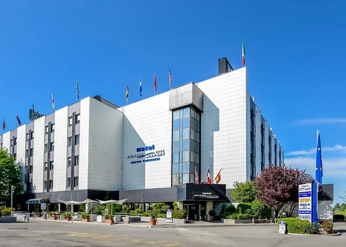 Hotel con tennis: Hotel Bologna Airport